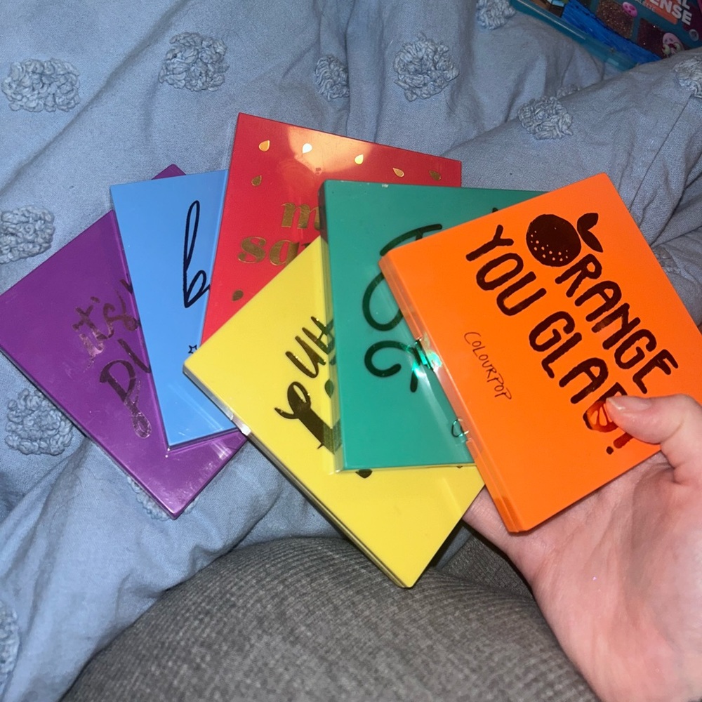 colourpop rainbow palletes